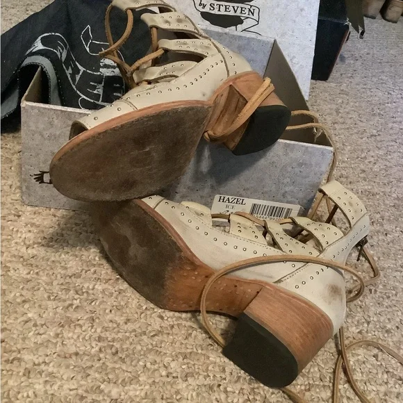 Freebird by Steven Hazel - Picture 5 of 5